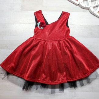 Красное платье с черным подъюбником